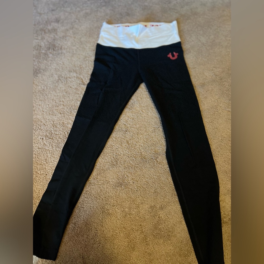 True Religion leggings 
Size Medium
USA fabrics
Black w/white red trim